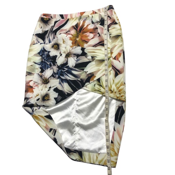 Shilla the Label floral wrap Skirt asymmetrical hem size L - Picture 10 of 16